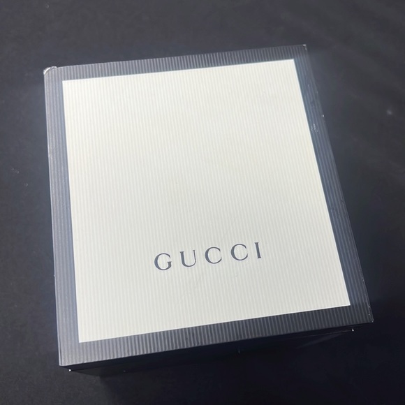 Gucci watch - Picture 3 of 3
